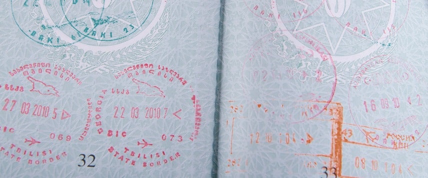 два паспорта иностранного гражданина
